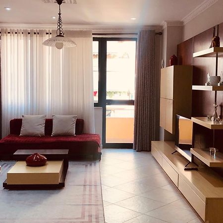 Laureta Central Apartment Τίρανα Εξωτερικό φωτογραφία