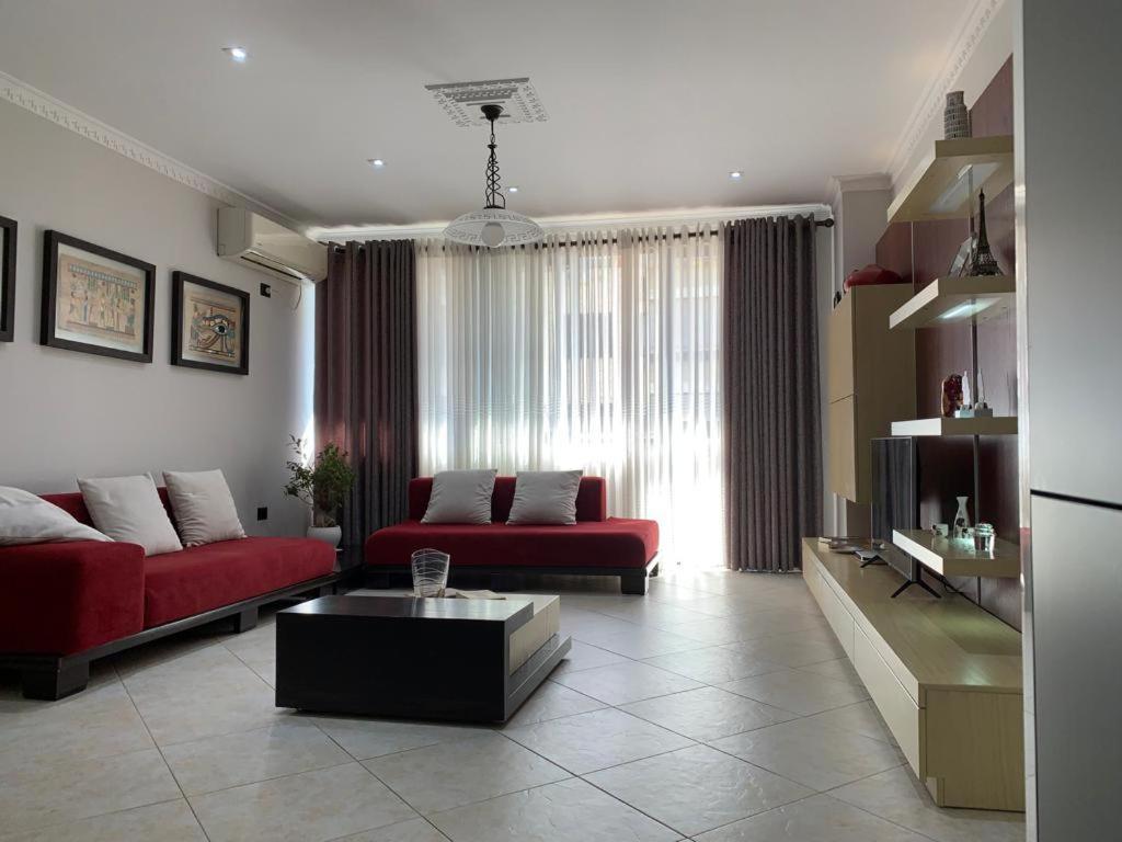 Laureta Central Apartment Τίρανα Εξωτερικό φωτογραφία