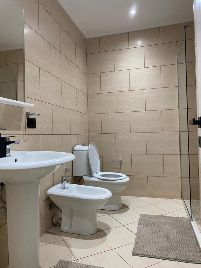Laureta Central Apartment Τίρανα Εξωτερικό φωτογραφία