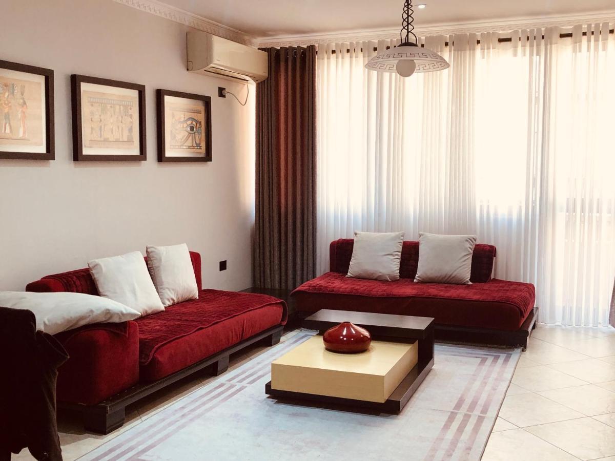 Laureta Central Apartment Τίρανα Εξωτερικό φωτογραφία