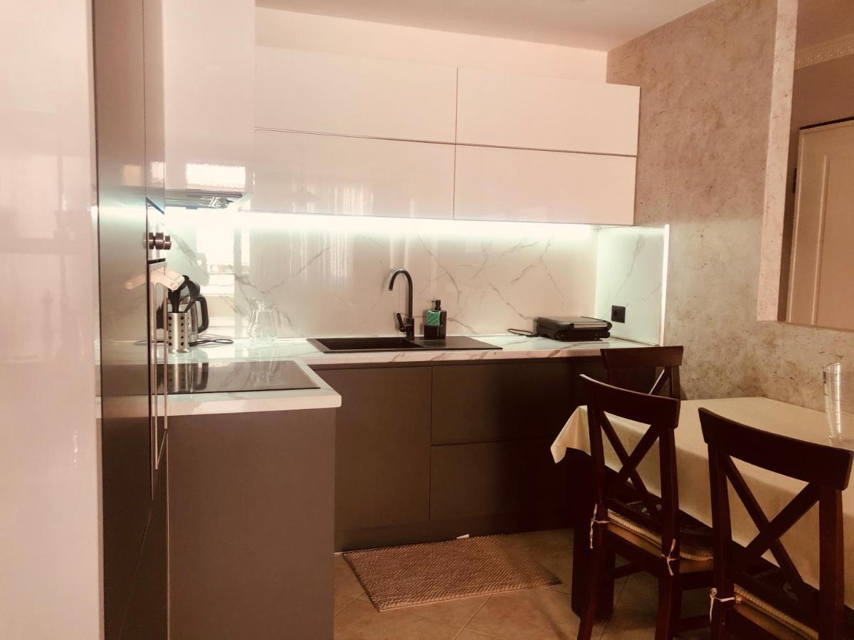Laureta Central Apartment Τίρανα Εξωτερικό φωτογραφία